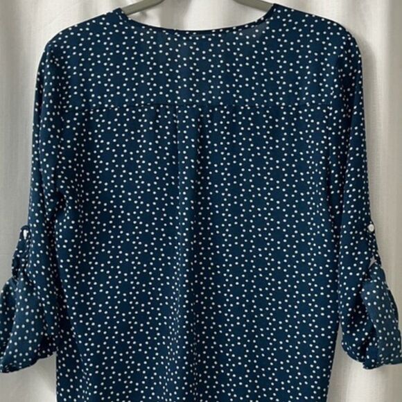 Collective Concepts Women's Green & White Polka Dot Blouse Roll-Tab Sleeve Small - Picture 7 of 9